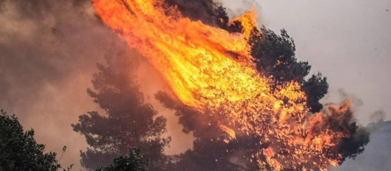 Φωτιά στην περιοχή Καραβάδος του Ηρακλείου